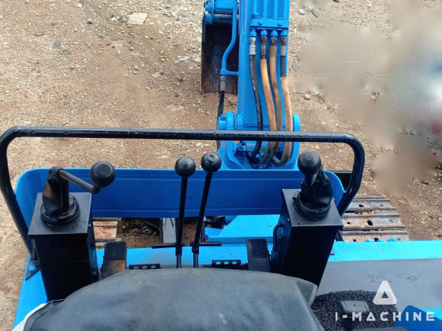 KOBELCO SK032