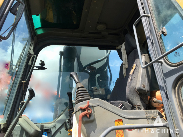 VOLVO EC210BLC