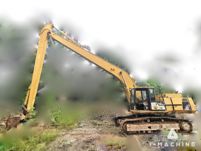 KOMATSU PC300-5