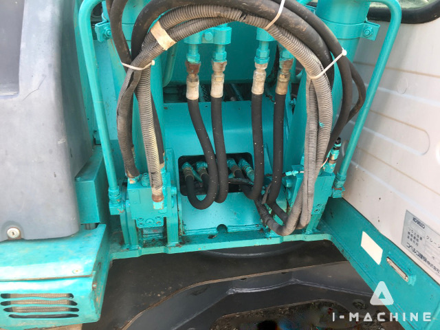 KOBELCO SK135SR