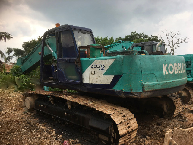 KOBELCO SK220-3