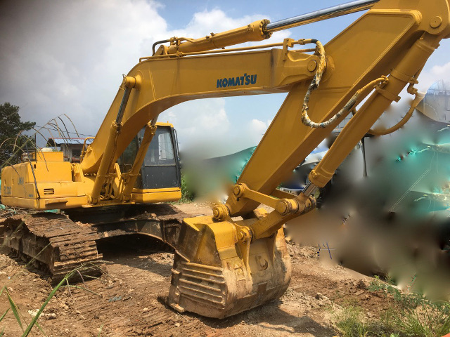 KOMATSU PC300-6