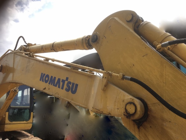 KOMATSU PC300-7