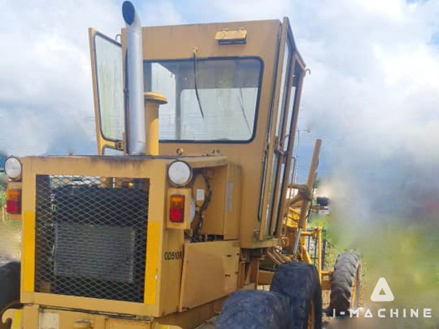 KOMATSU GD510R-1