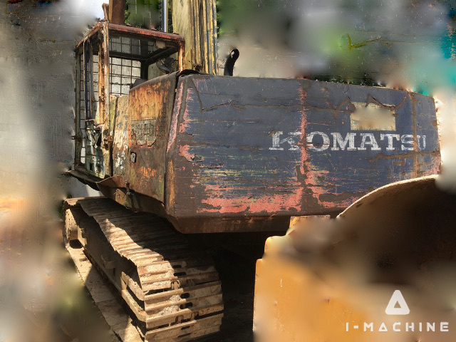 KOMATSU PC200-5