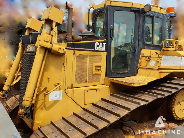 CATERPILLAR D6R