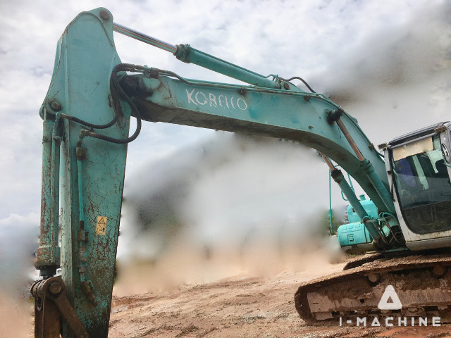 KOBELCO SK200-6