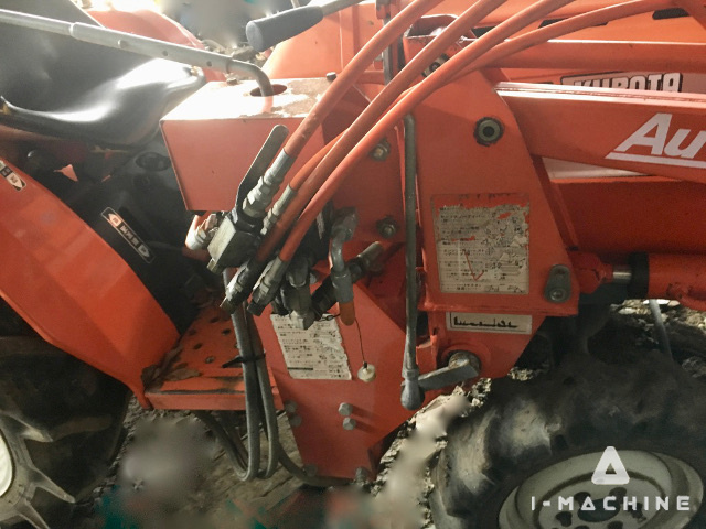 KUBOTA B1600