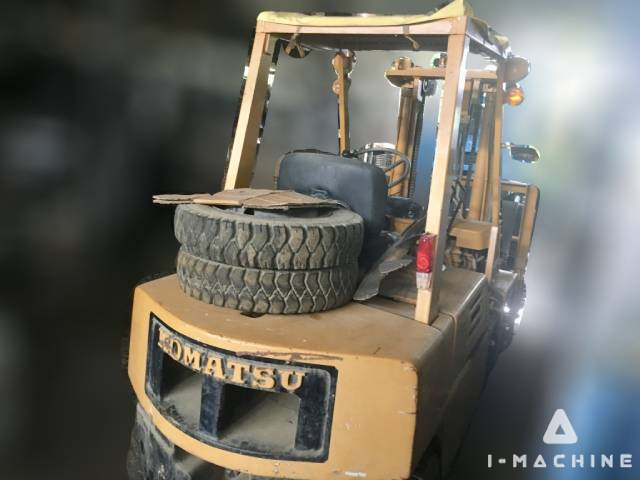 KOMATSU FD20-7