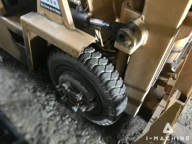KOMATSU FD20-7