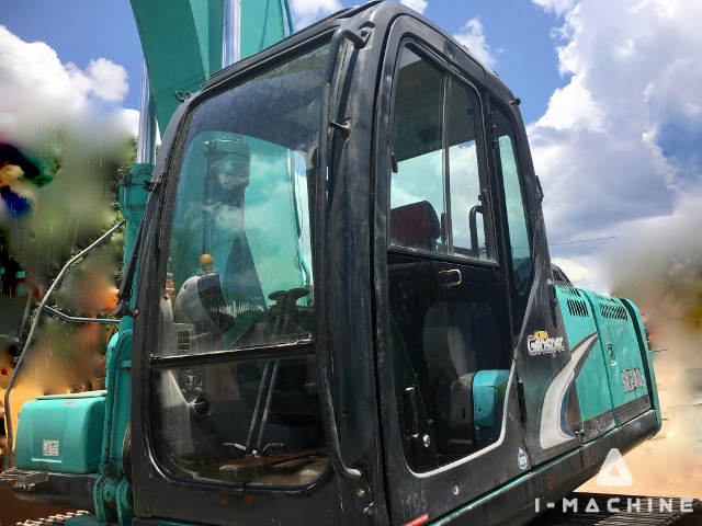 KOBELCO SK260-8