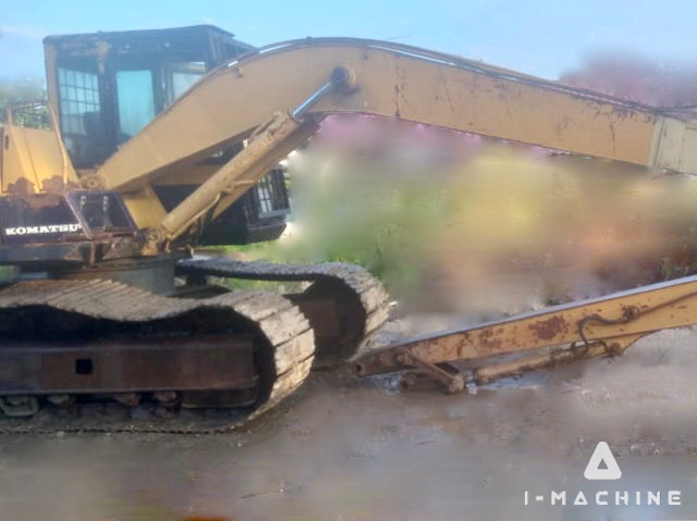 KOMATSU PC100L-3