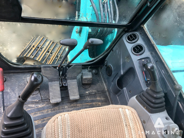 KOBELCO SK60-8