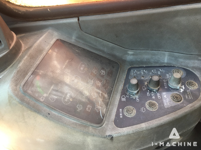 HITACHI EX200-5