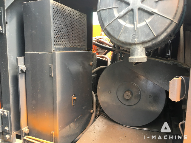 HITACHI EX200-5