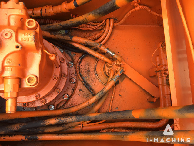 HITACHI EX200-5