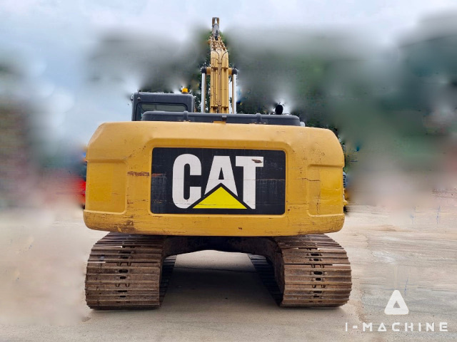 CATERPILLAR 320D