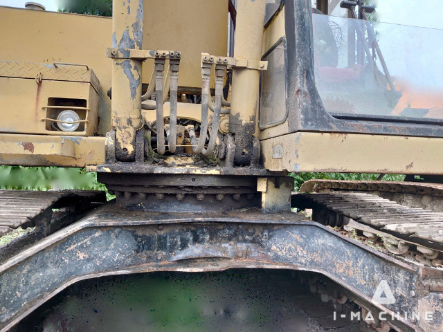 CATERPILLAR E120B