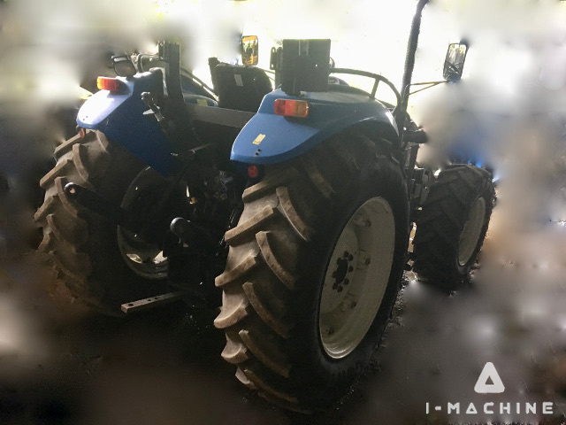 NEW HOLLAND TD5040