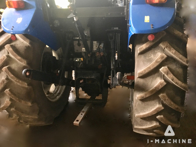 NEW HOLLAND TD5040