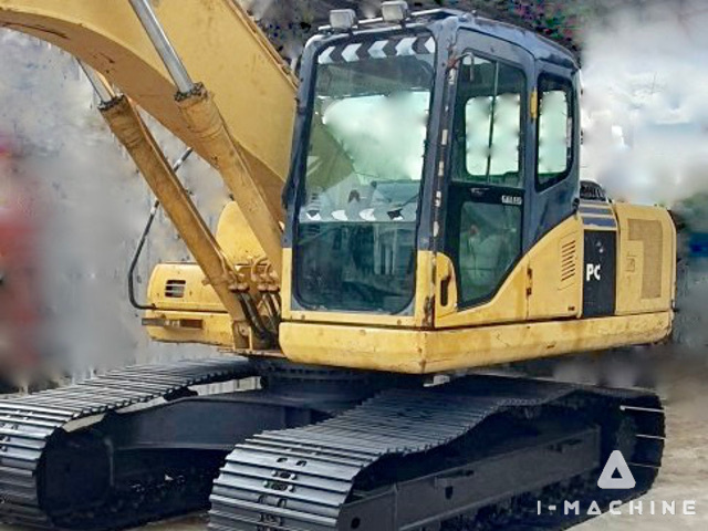 KOMATSU PC200-7