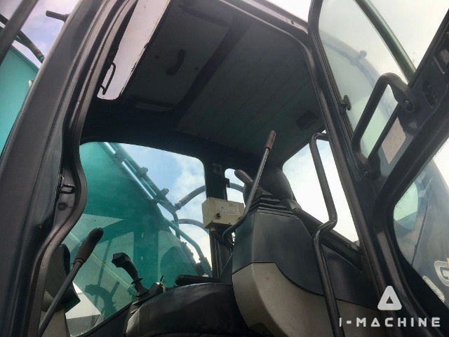 KOBELCO SK210LC-8