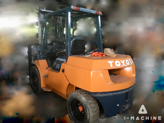 TOYOTA 02-7FD50