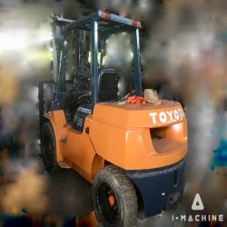 Forklifts TOYOTA 02-7FD50 Diesel Forklift MALAYSIA, JOHOR