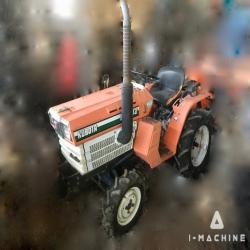 Agriculture Machines KUBOTA B1402 Farm Tractor MALAYSIA, JOHOR