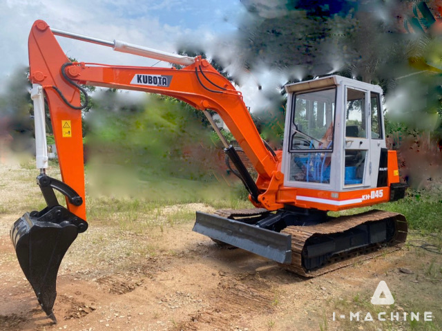 KUBOTA KH045