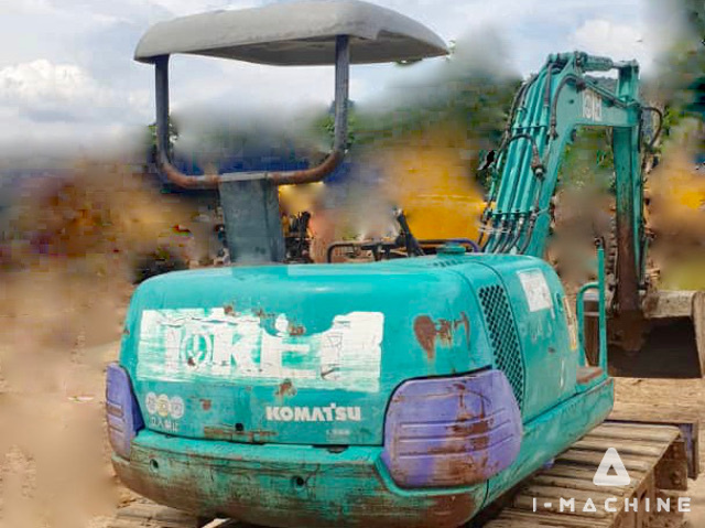 KOMATSU PC40-7E