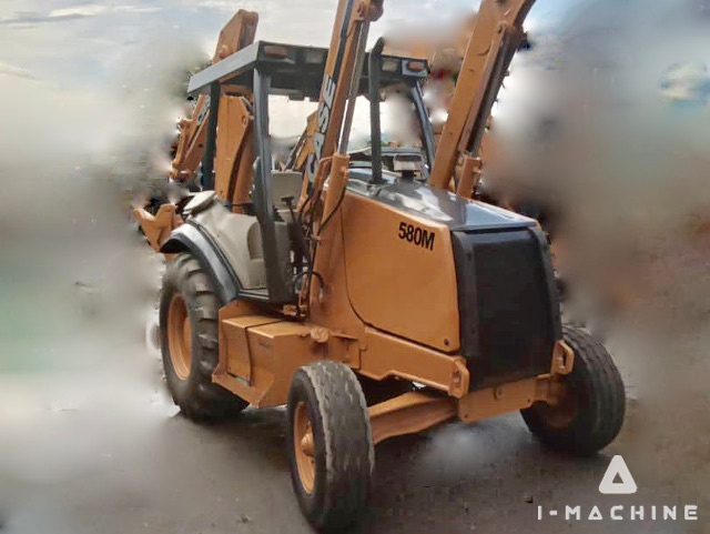 CASE 580 M1