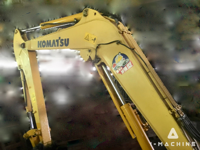 KOMATSU PC56