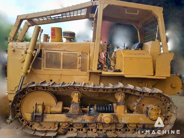 CATERPILLAR D6D