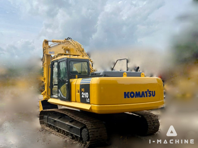 KOMATSU PC210LC-7