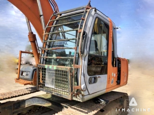 HITACHI ZX120E