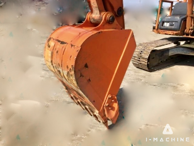 HITACHI ZX120E