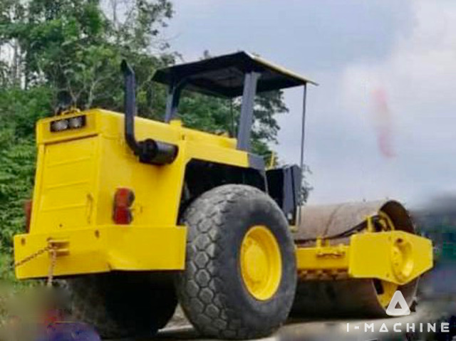 BOMAG BW212D-2