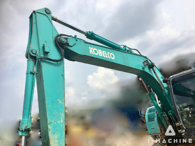 KOBELCO SK135SR