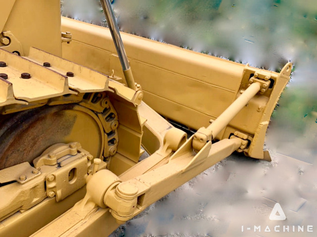 CATERPILLAR D6DLS