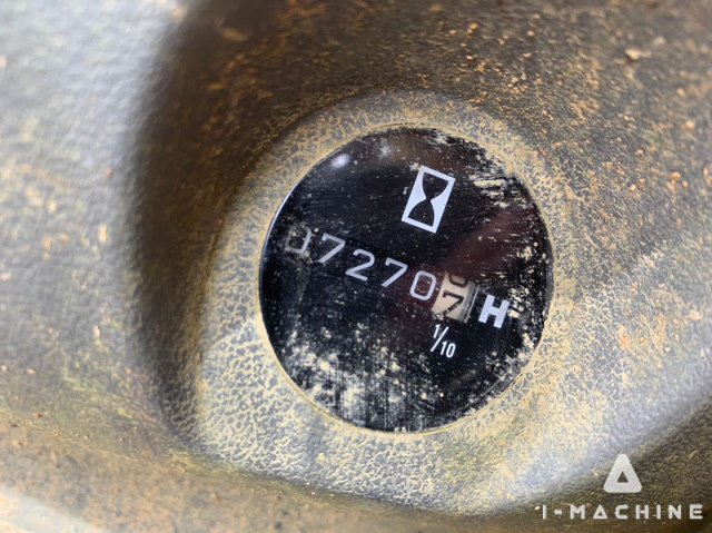 HITACHI EX225USR