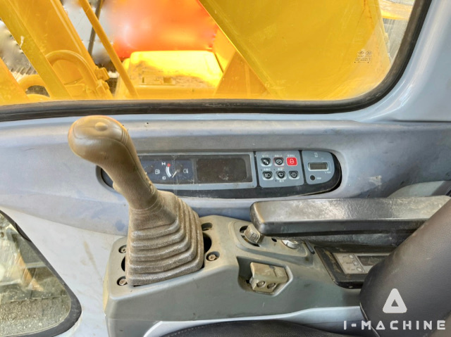 SUMITOMO SH200Z3
