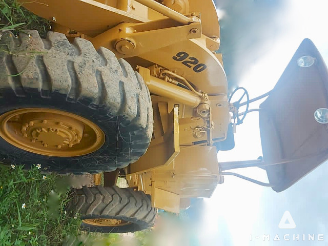 CATERPILLAR 920