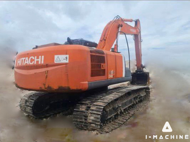 HITACHI ZX240LC-3