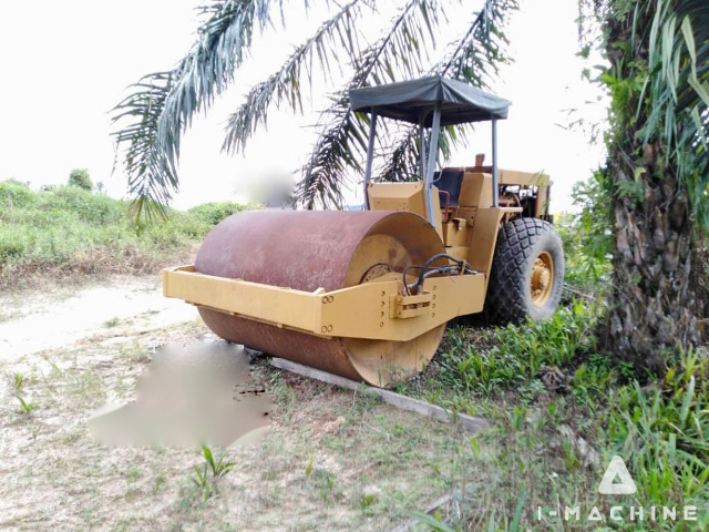 BOMAG BW212