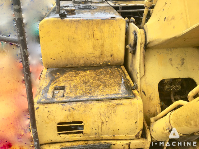 KOMATSU PC200-6E