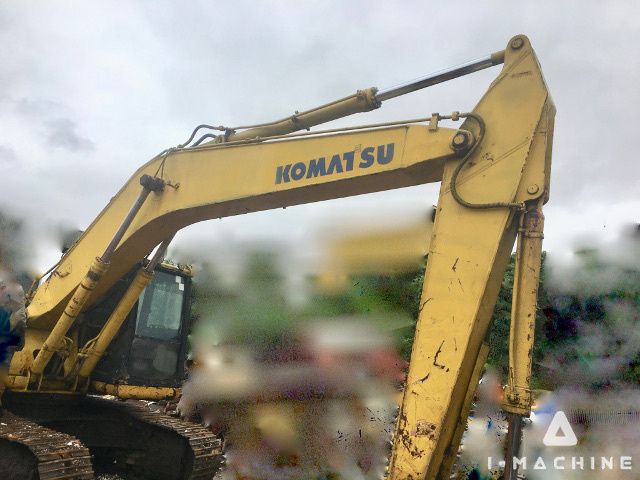 KOMATSU PC200-6E