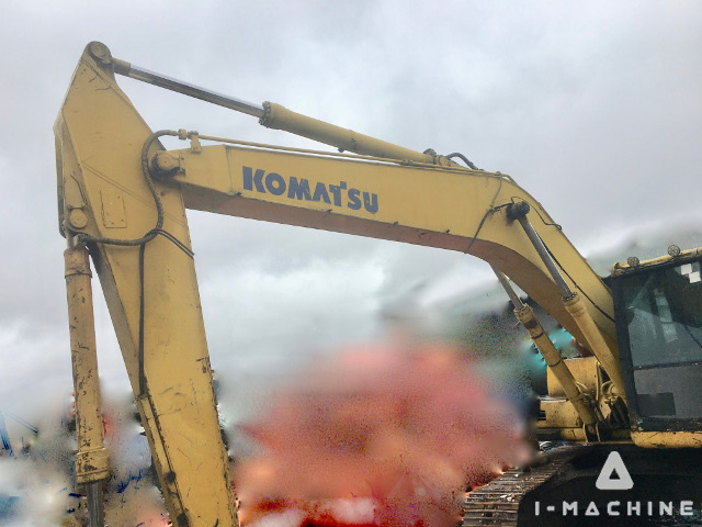 KOMATSU PC200-6E