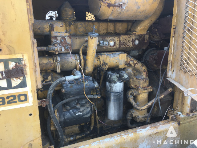 CATERPILLAR 920