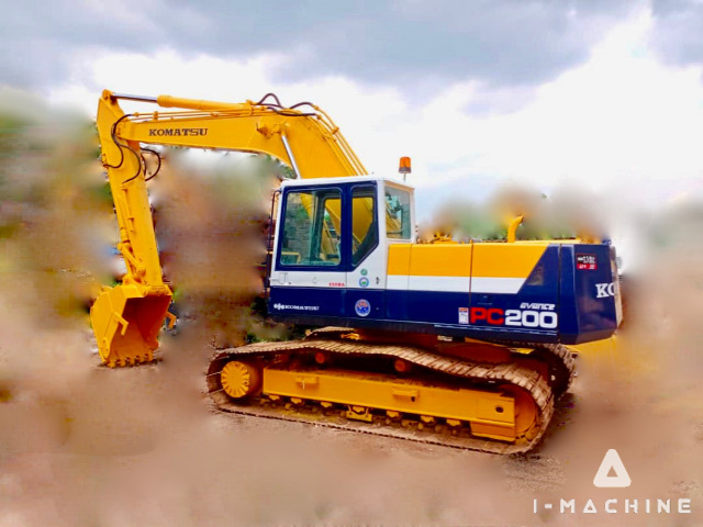 KOMATSU PC200-5